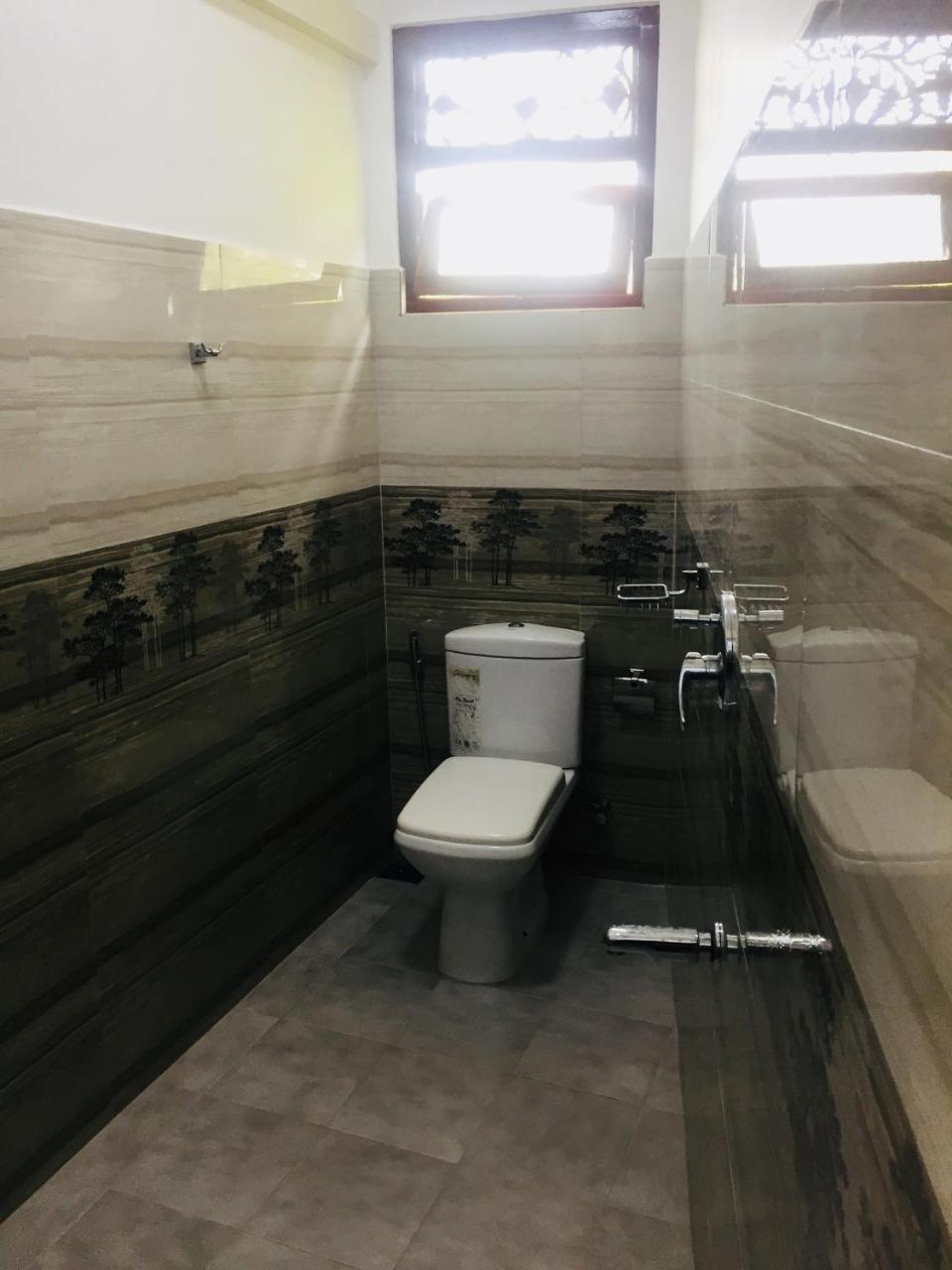 Sanjula Apartments Hikkaduwa Eksteriør bilde